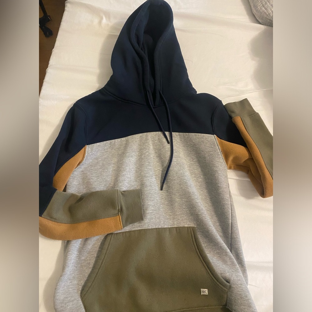 Men’s Buckle sweatshirt